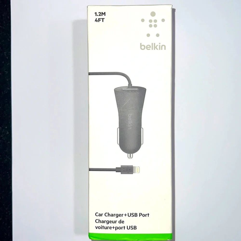 NIB BELKIN Car Charger+USB Port for iphone/pads